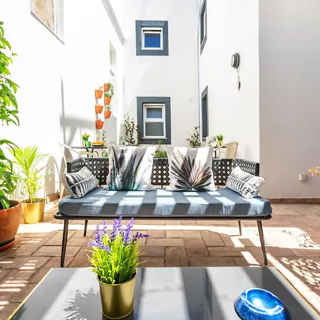 Casas Da Formosa - Downtown Alegria 3*