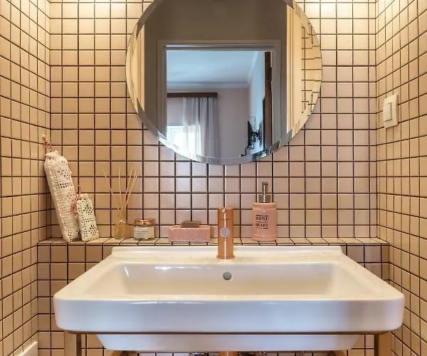 Casas Da Formosa - Downtown Alegria 3*